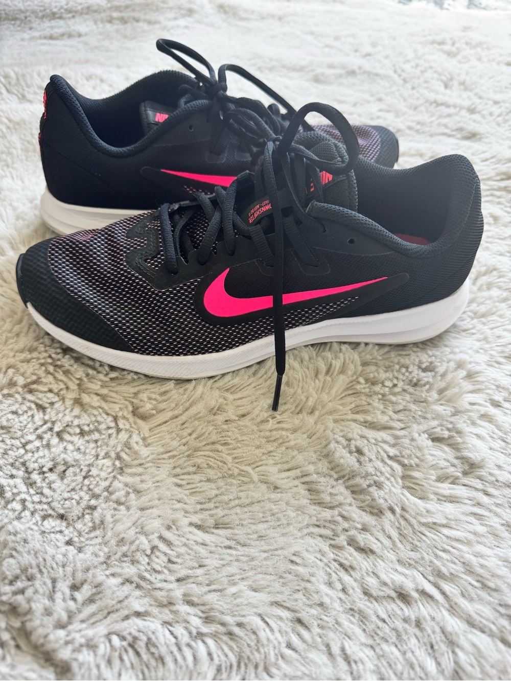 Nike Black & Hot Pink Athletic Running Sneakers